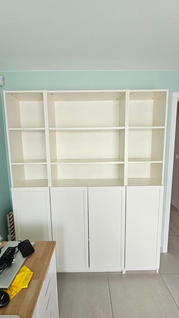 Kast 3-delig bureaurek, Ophalen