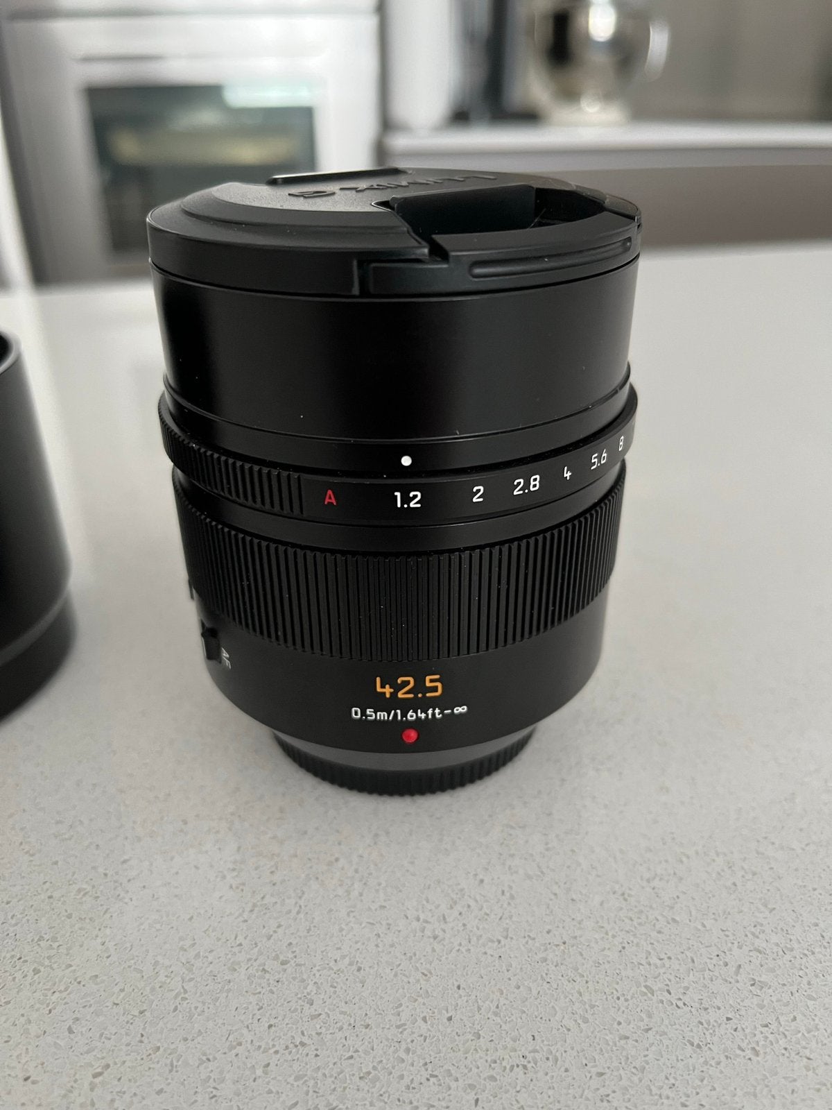 Panasonic Leica DG Nocticron 42.5mm f/1.2, Enlèvement ou Envoi, Comme neuf, Leica, 42 mm