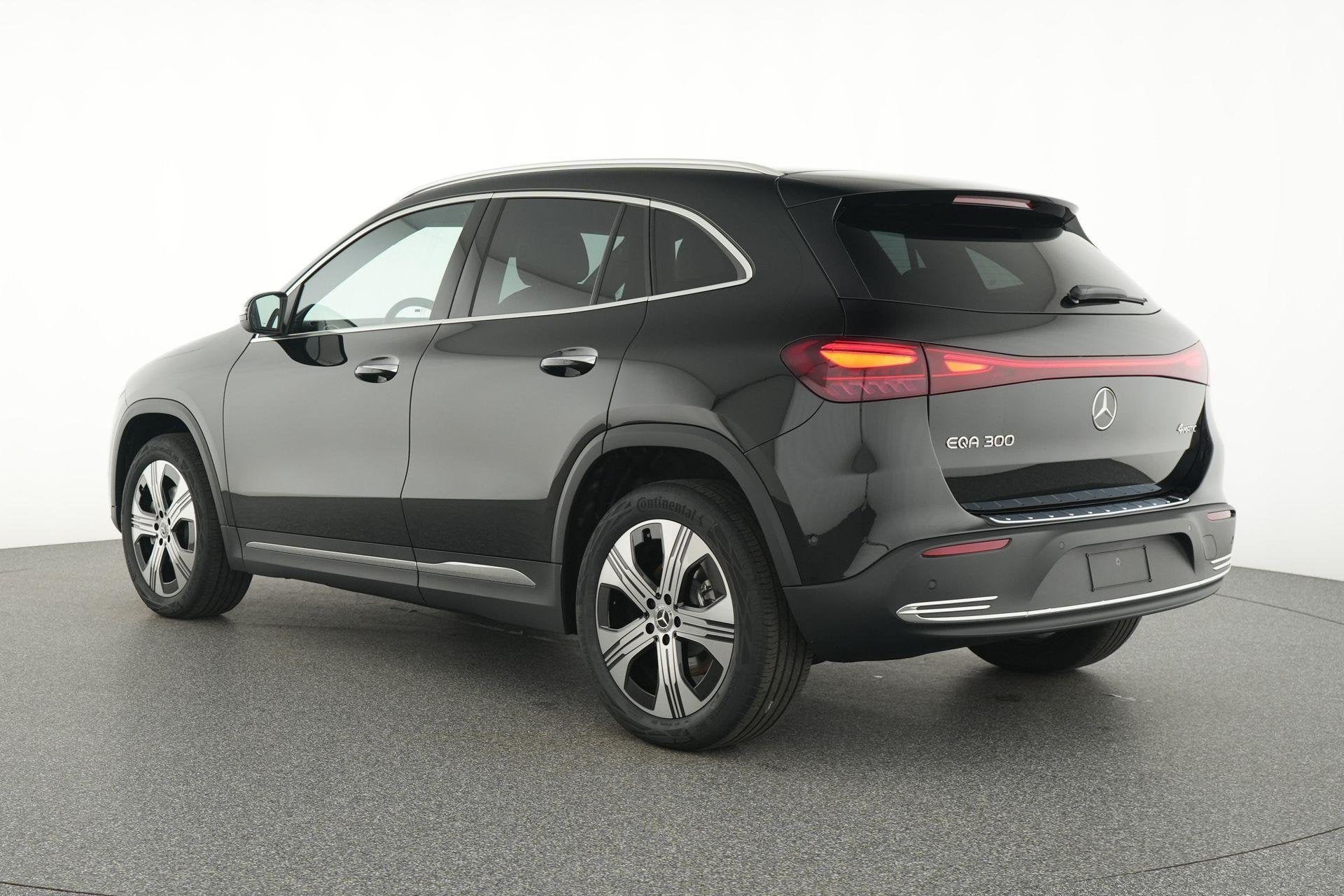 Mercedes-Benz EQA-Klasse 300 4MATIC Luxury Line | Memory Zet, Autos, Achat, 1800 kg, Entreprise, 5 portes