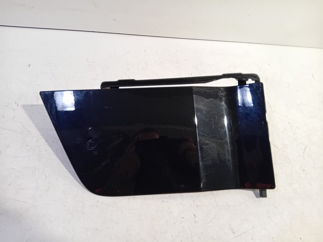 Tank klep Volkswagen Crafter, Onderdelen@venauto.nl, Van der Ven Autorecycling B.V., Gebruikt, Ettenseweg 76, 4706 PB Roosendaal, The Netherlands