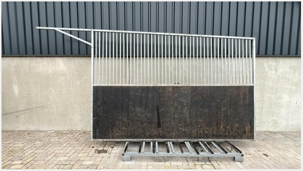 Zijwand voor een buitenstal | 3500 x 2200 mm. | B-Keuze, Weidegang, 4 paarden of pony's of meer