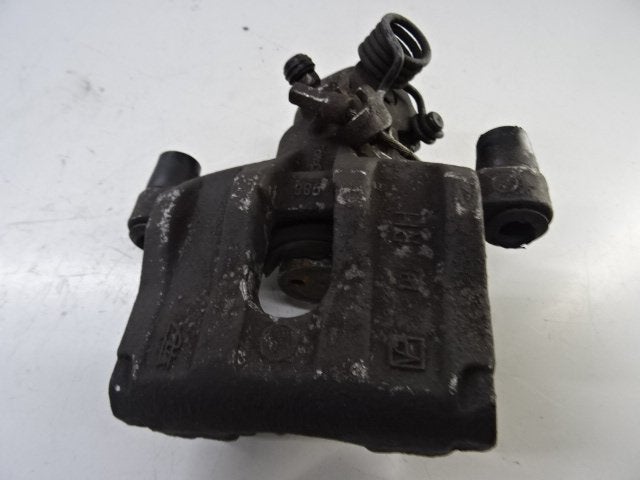 REMKLAUW RECHTS ACHTER Ford Focus C-Max (01-2003/03-2007), Gebruikt, Mevr. I. Hauben, Ford, Rue de l'Espoir 34 34
4030  GRIVEGNÉE, BE