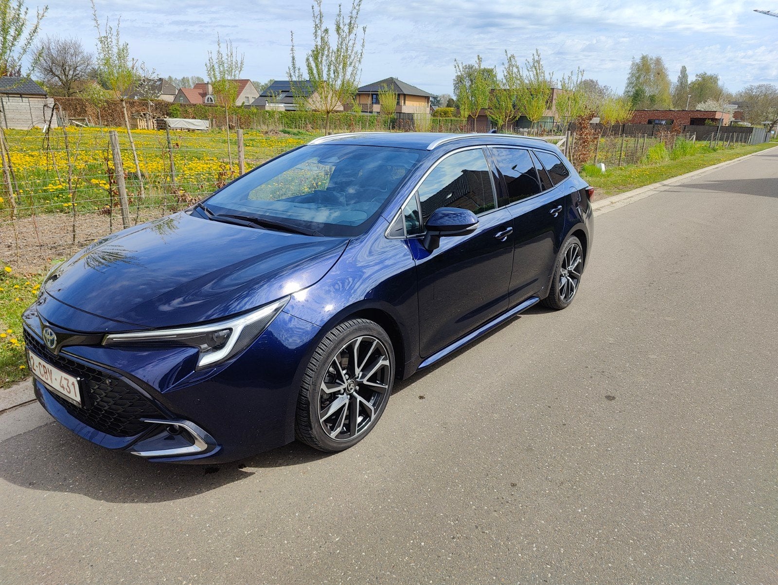 Toyota Corolla 1.8i hybride 1/24 30000km, Dealer onderhouden, Blauw, Break, 5 deurs