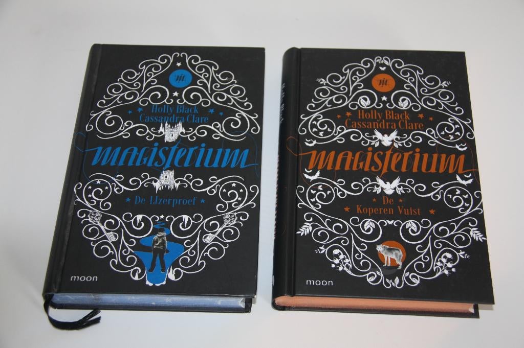 Magisterium * ijzerproef + koperen vuist * holly black, Boeken, Fantasy, Ophalen of Verzenden, Gelezen