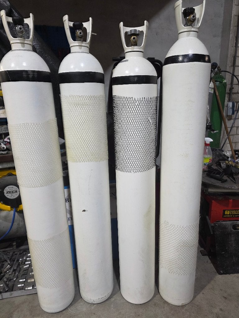 Vier nette buffer flessen 50 liter 300 bar, Ophalen, Gebruikt