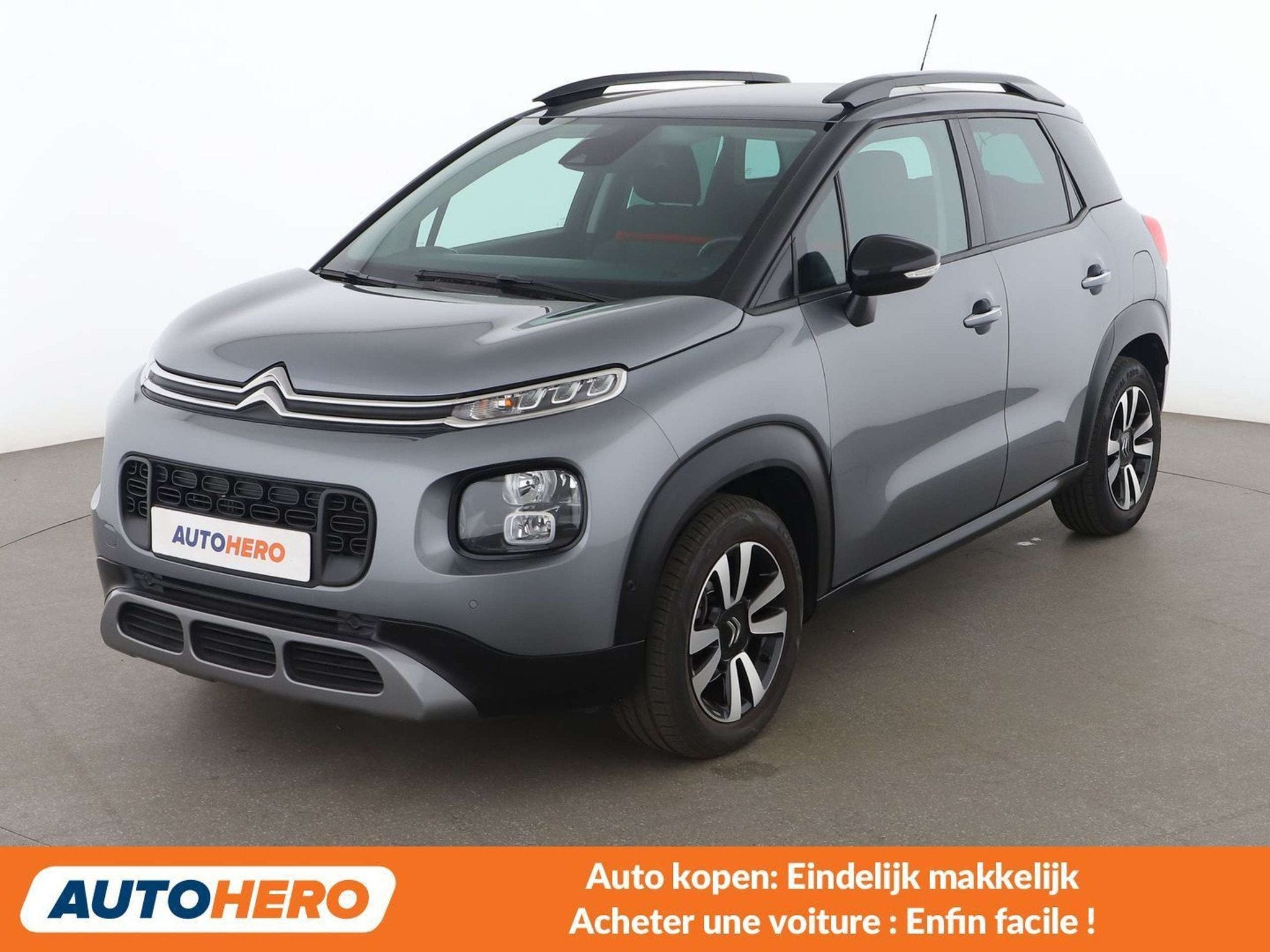 Citroën C3 Aircross 1.2 PureTech Shine, Autos, Argent ou Gris, Achat, Euro 6, Boîte manuelle