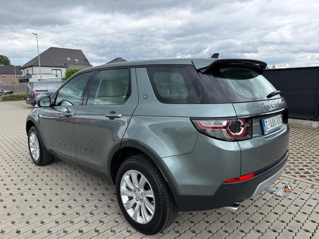 Land rover 2.0 diezel 4+4 jaar 2016  km 110000, Euro 6, Xenon verlichting, Bedrijf, 5 deurs