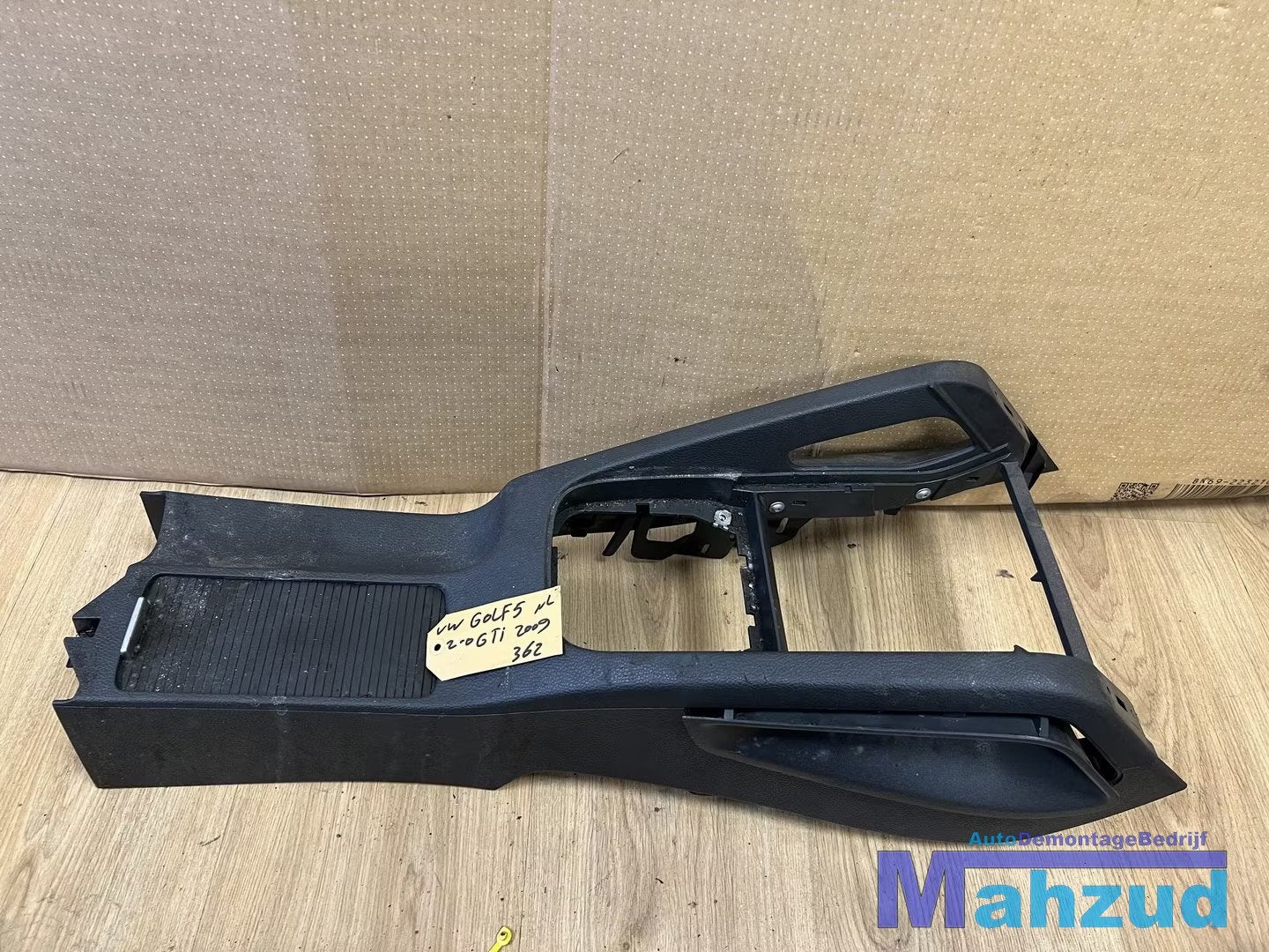 VW GOLF 5 GTI Middenconsole 2003-2009, Volkswagen, Volkswagen AG, Vw@volkswagen.de, Utilisé