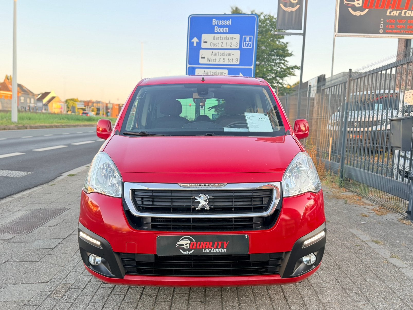 Peugeot Partner Tepee Active 1.2i 140dkm Navi Pdc Euro6b, Auto's, Voorwielaandrijving, Testrit aan huis, Euro 6, 1199 cc