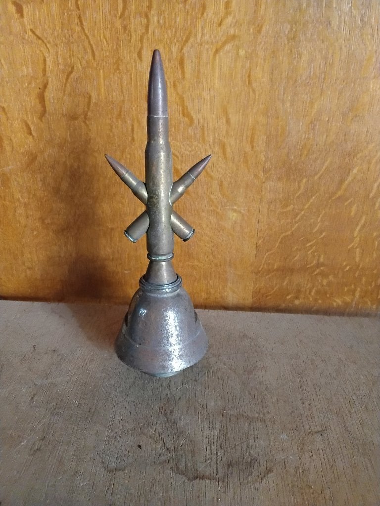 Militaria 14/18 , travail de tranchee, Enlèvement ou Envoi, Armée de terre, Objet d'art