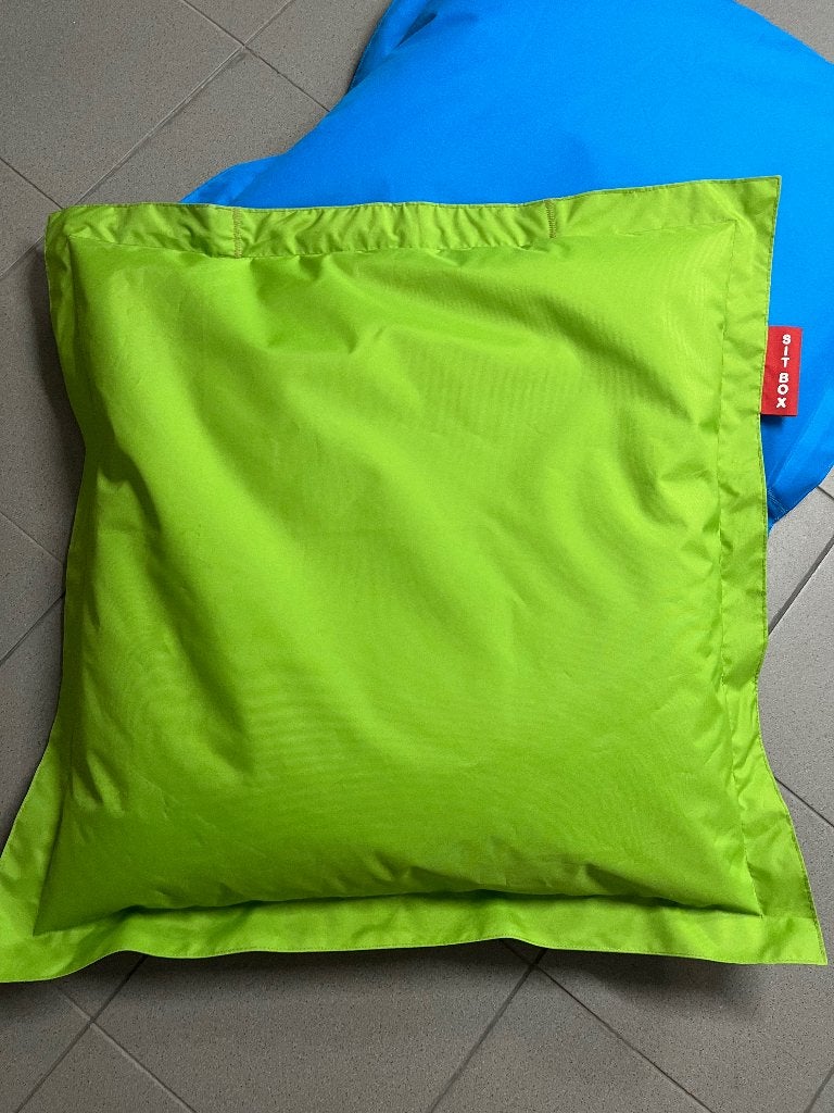2 x coussins sitbox (1 bleu + 1 vert) carrés 76 x 76 cm, Maison & Meubles, Synthétique, Enlèvement ou Envoi, Carré, Utilisé