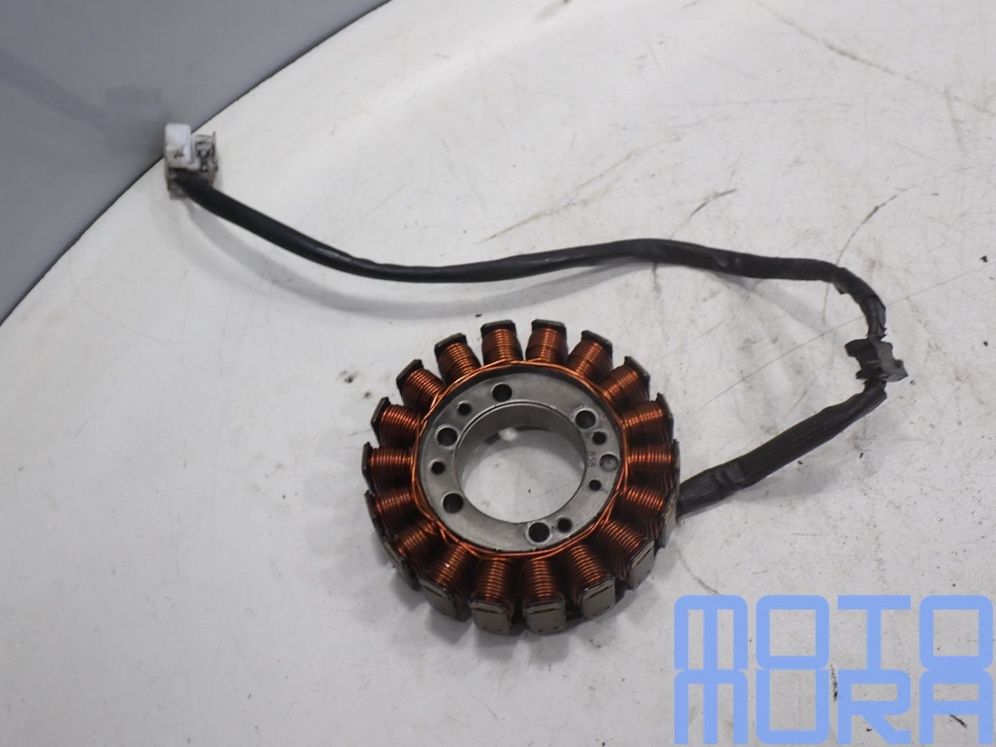 Kawasaki Z 650 2017 - 2019 : bobine de stator d'alternateur, -, Utilisé, -, -