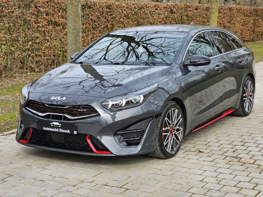 Kia proceed GT 1.6tgdi | CAMERA| BTW | JBL, Auto's, Kia, Automaat, Parkeerassistent, Alcantara, Bedrijf