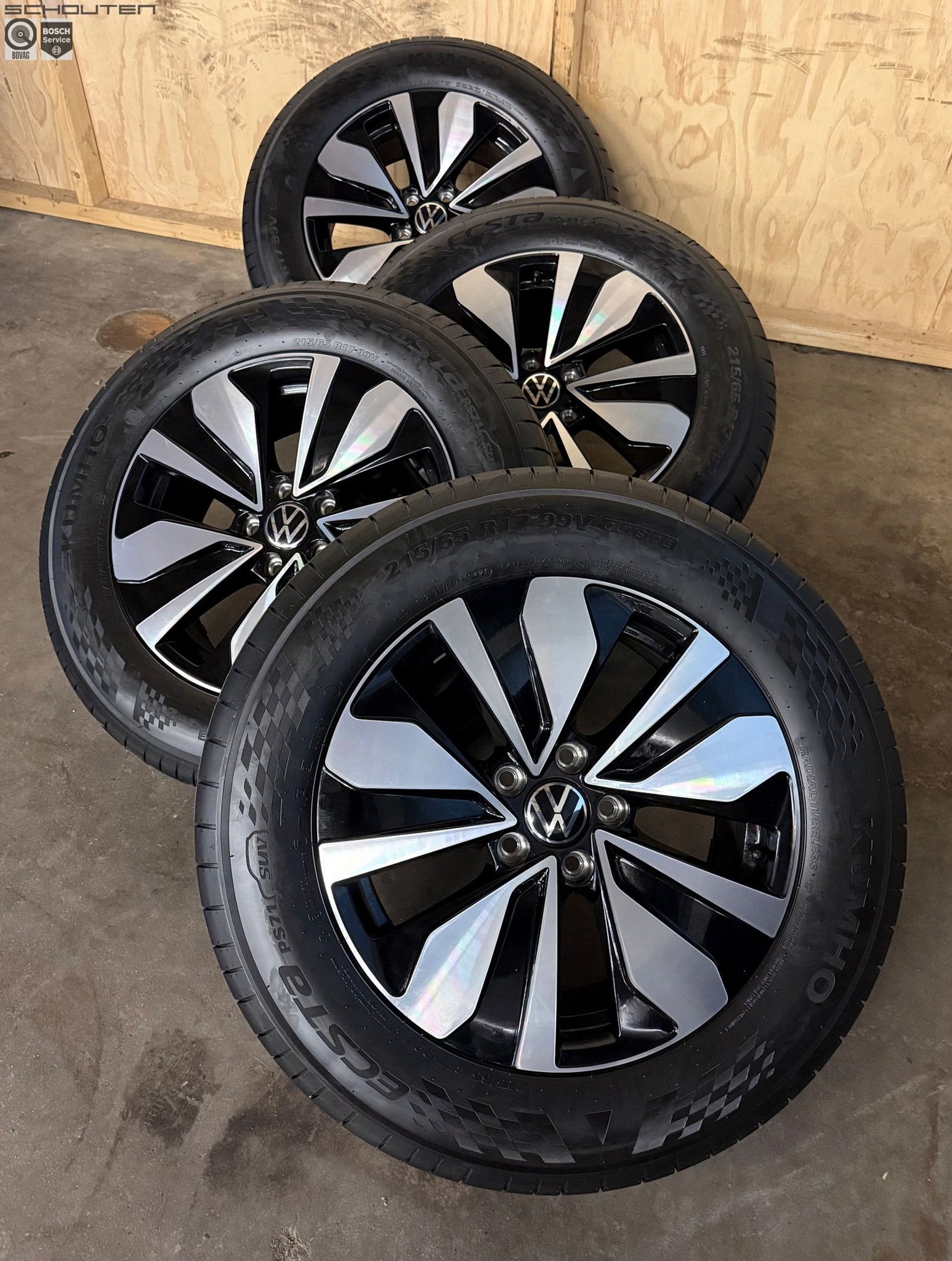 17" Volkswagen Tiguan Zomerset, Gebruikt, -, -, Banden en Velgen