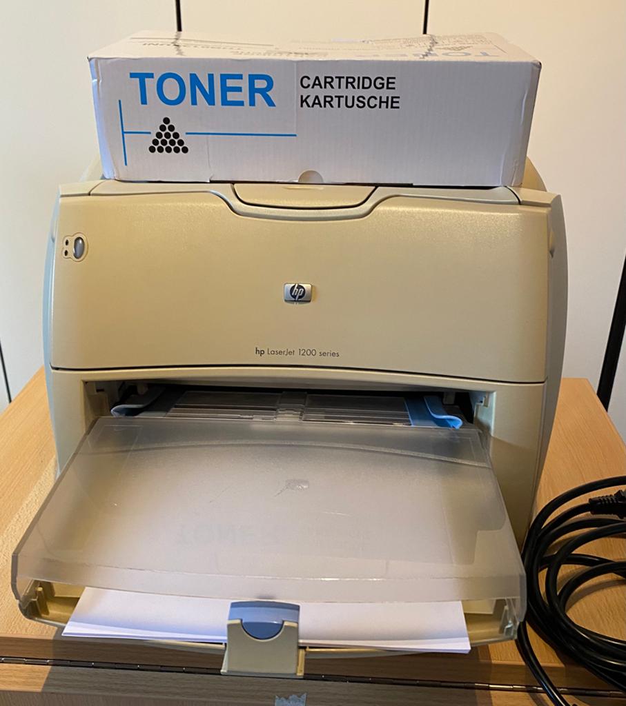 HP laserjet printer, Computers en Software, Printers, Ophalen, Zwart-en-wit printen, Gebruikt, Printer