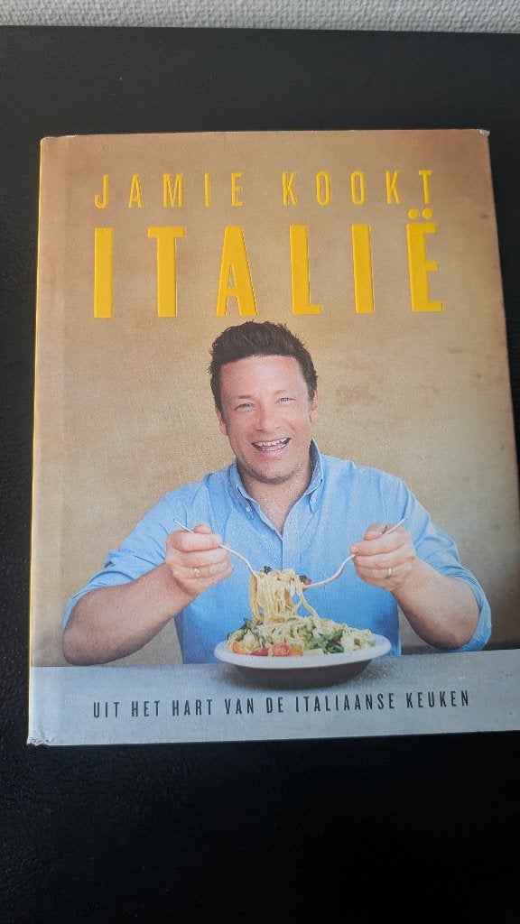 Jamie kookt Italië – Jamie Oliver, Livres, Livres de cuisine, Enlèvement ou Envoi, Plat principal, Comme neuf, Italie