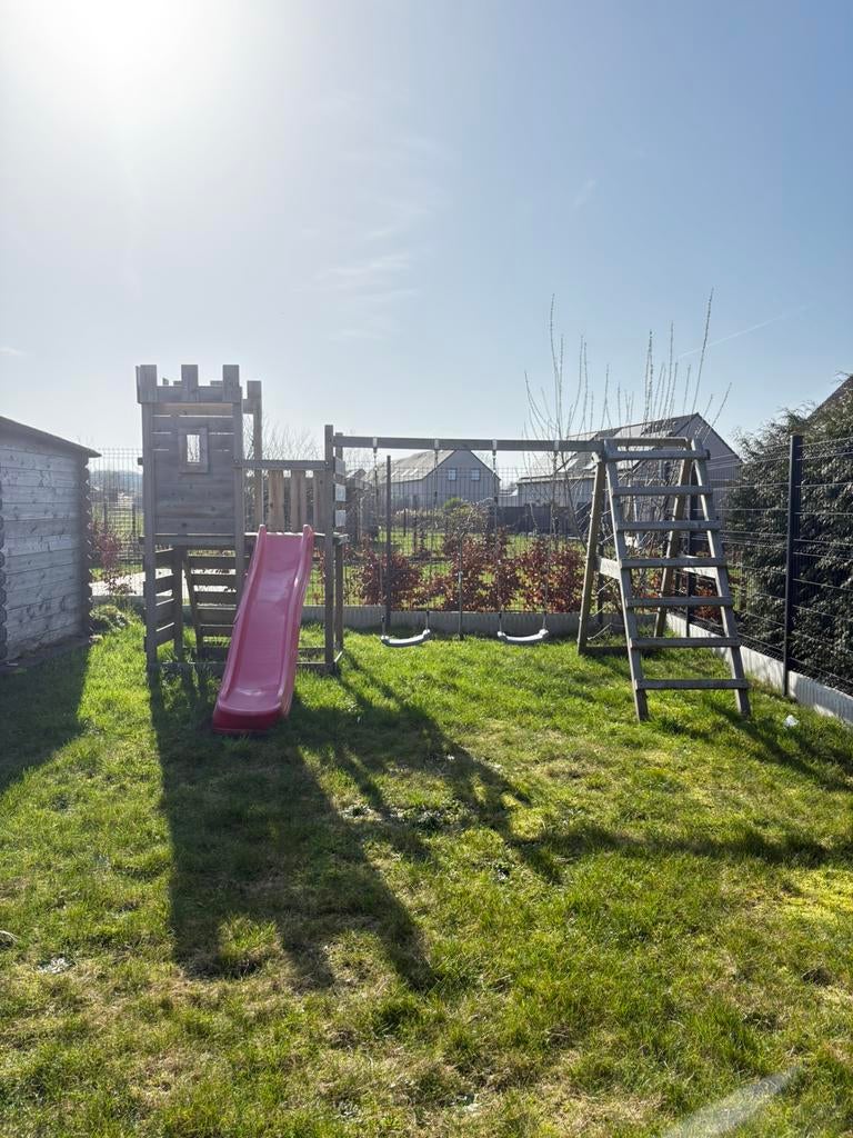 Plaine de jeux enfants, Enlèvement