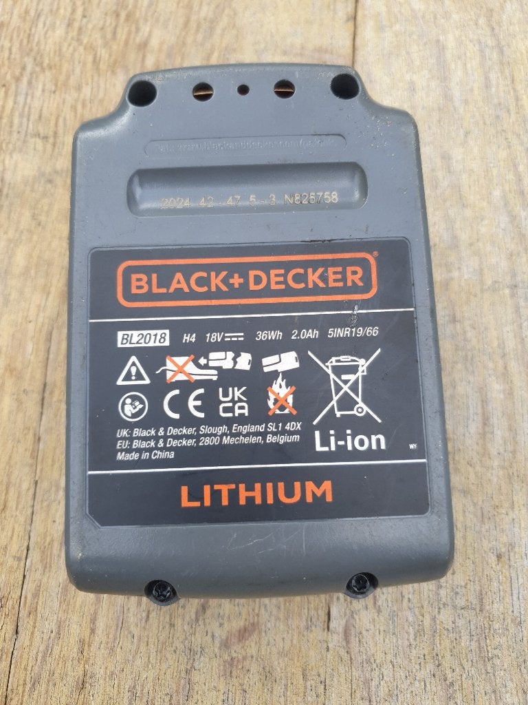 Black+Decker BL2018 18V Li-ion batterij getest werkt, Doe-het-zelf en Bouw, Gereedschap | Machine-onderdelen en Toebehoren, Gebruikt