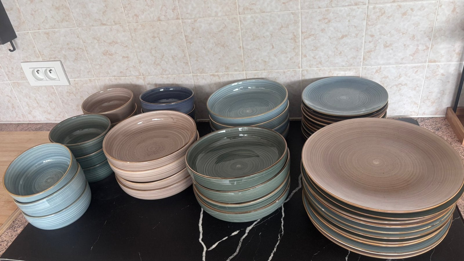 Servies set 12 stuks, Ophalen, Gebruikt, Overige stijlen, Aardewerk