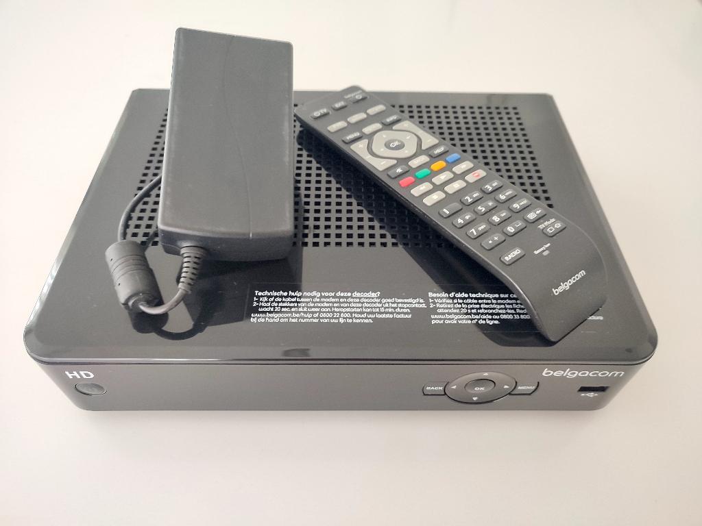 Belgacom Proximus TV box decoder V4 (Scarlet), Audio, Tv en Foto, Ophalen of Verzenden, Zo goed als nieuw, Decoder