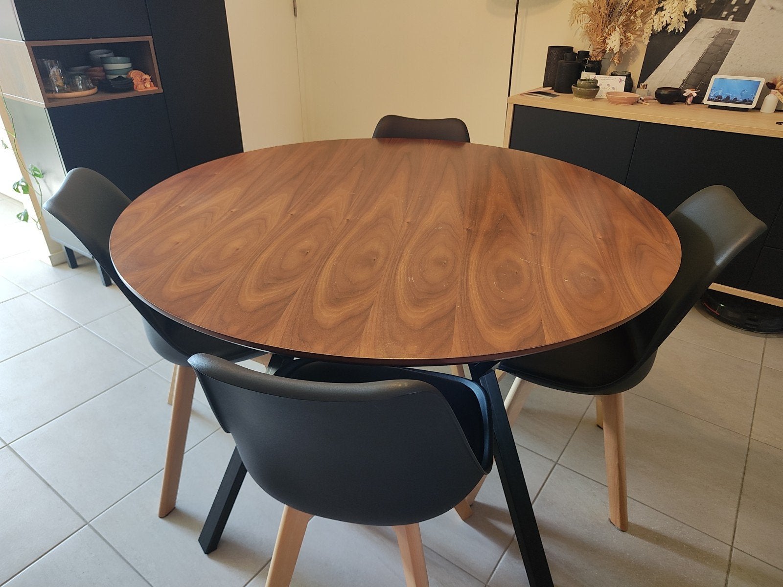 Table à manger industrielle ronde et chaleureuse pour 4 à 6, 100 à 150 cm, Industrieel, modern, Rond, 100 à 150 cm