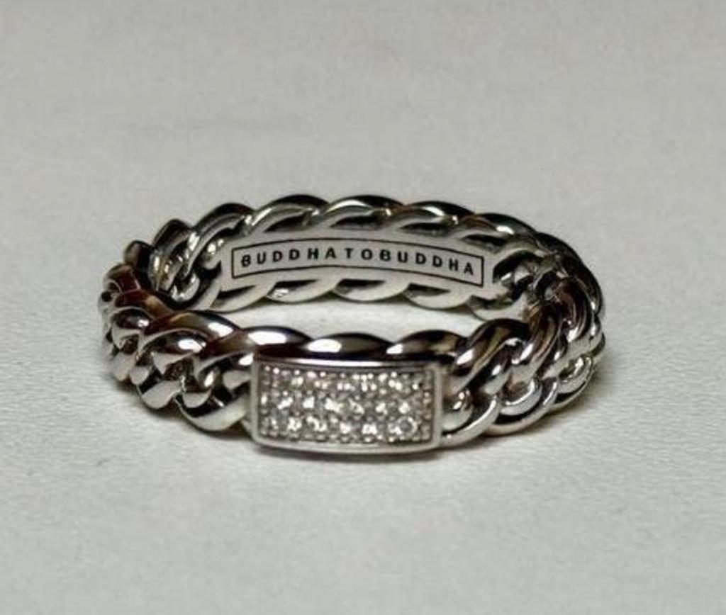 Buddha to Buddha ring 14 karaat witgoud met diamant! NIEUW!, Bijoux, Sacs & Beauté, Bagues, Neuf, Enlèvement ou Envoi, Or, 17 à 18