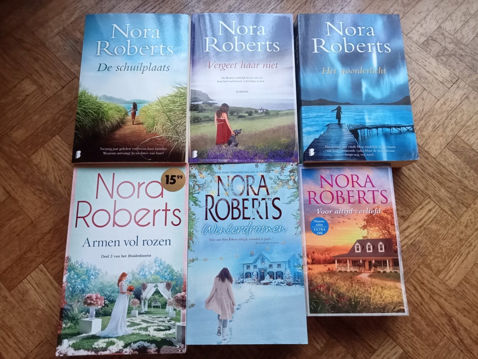 6 boeken Nora Roberts, Ophalen of Verzenden, Gelezen