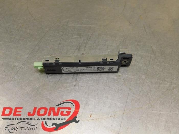 Antenne amplificateur d'un Volkswagen Golf, Autos : Pièces & Accessoires, Électronique & Câbles, Volkswagen, Utilisé, 3 mois de garantie