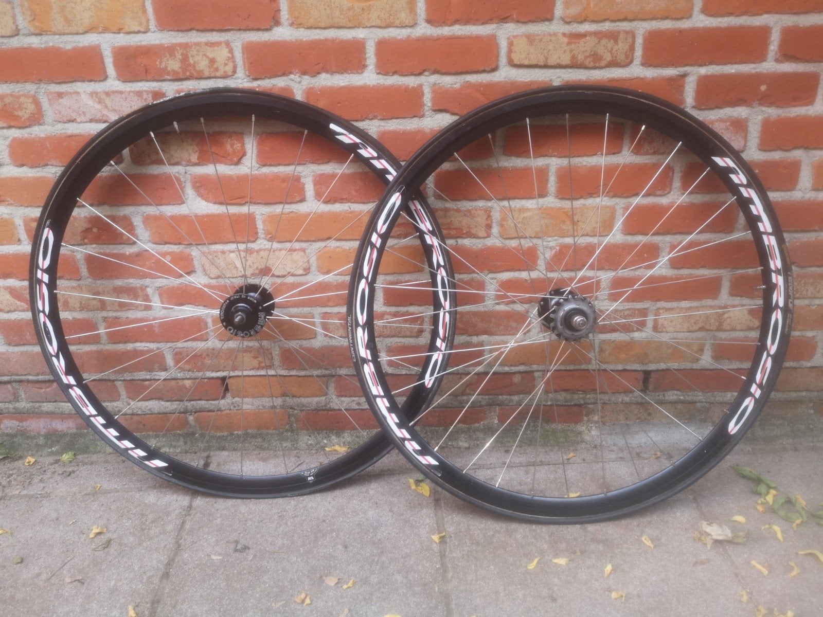 Ambrosio pista, Vélos & Vélomoteurs, Enlèvement