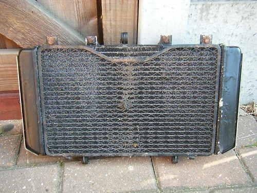 Kawasaki Z750 radiateur model 2003 tot 2006 niet erg mooi, Motoren, Ophalen of Verzenden, Gebruikt