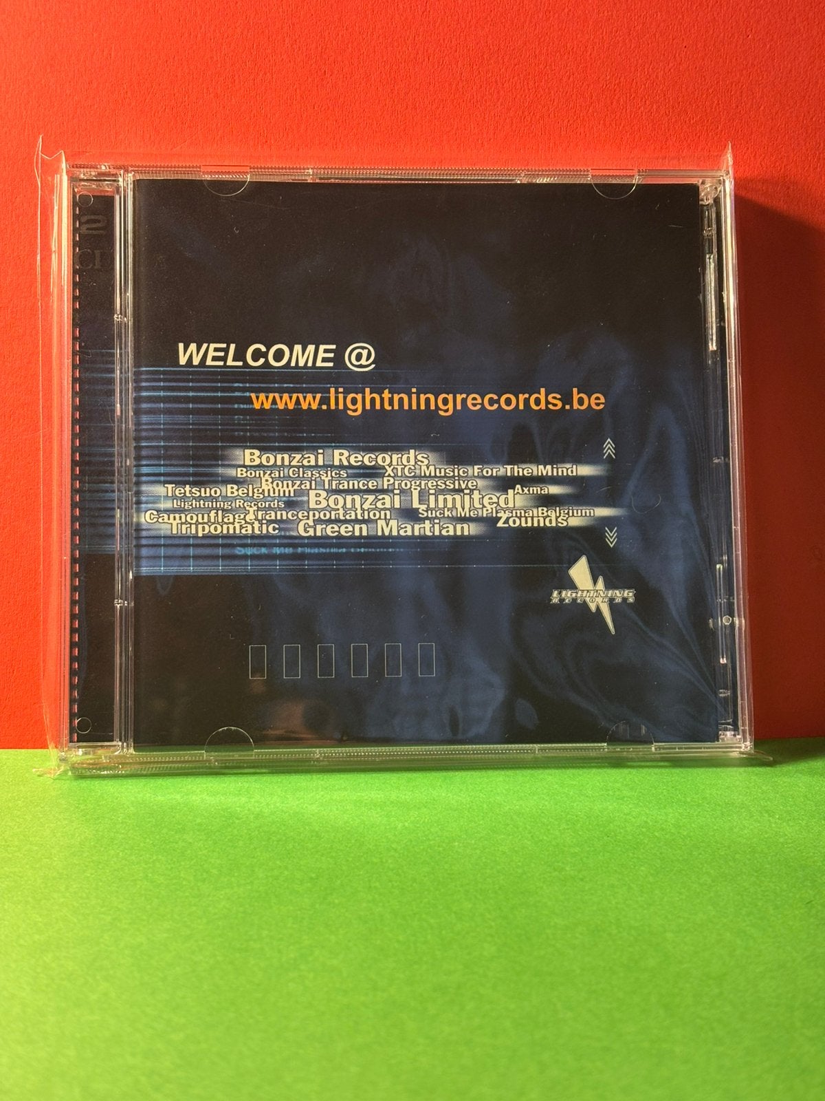 Welcome at Lightning records ( Bonzai records) nieuwstaat, Envoi, Comme neuf