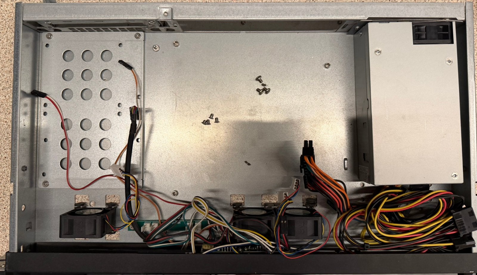 Boîtier Mini-ITX 19 pouces 1U-K-125L 1U inc alimentation, Informatique & Logiciels, Enlèvement ou Envoi, Utilisé