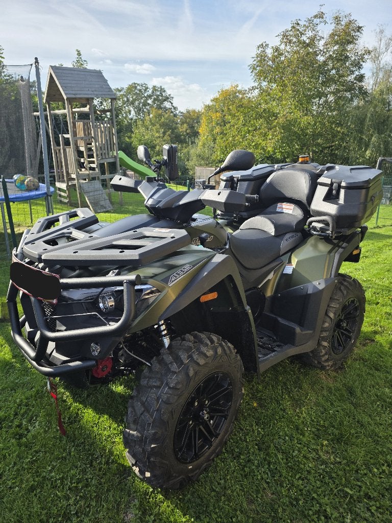 Quad Kymco 700 Mxu kaki, Motos, 695 cm³, 4 cylindres, 12 à 35 kW