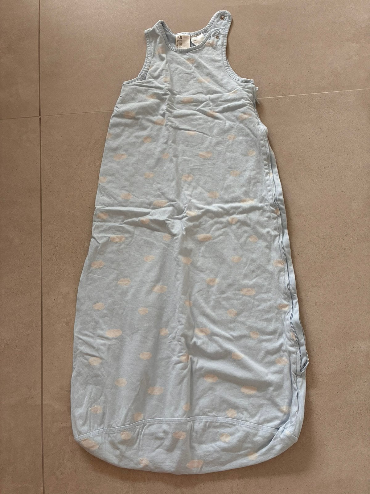 Sac de couchage H&M 2.0 TOG motif nuages - en parfait état, Enlèvement ou Envoi, Comme neuf, Sac de couchage