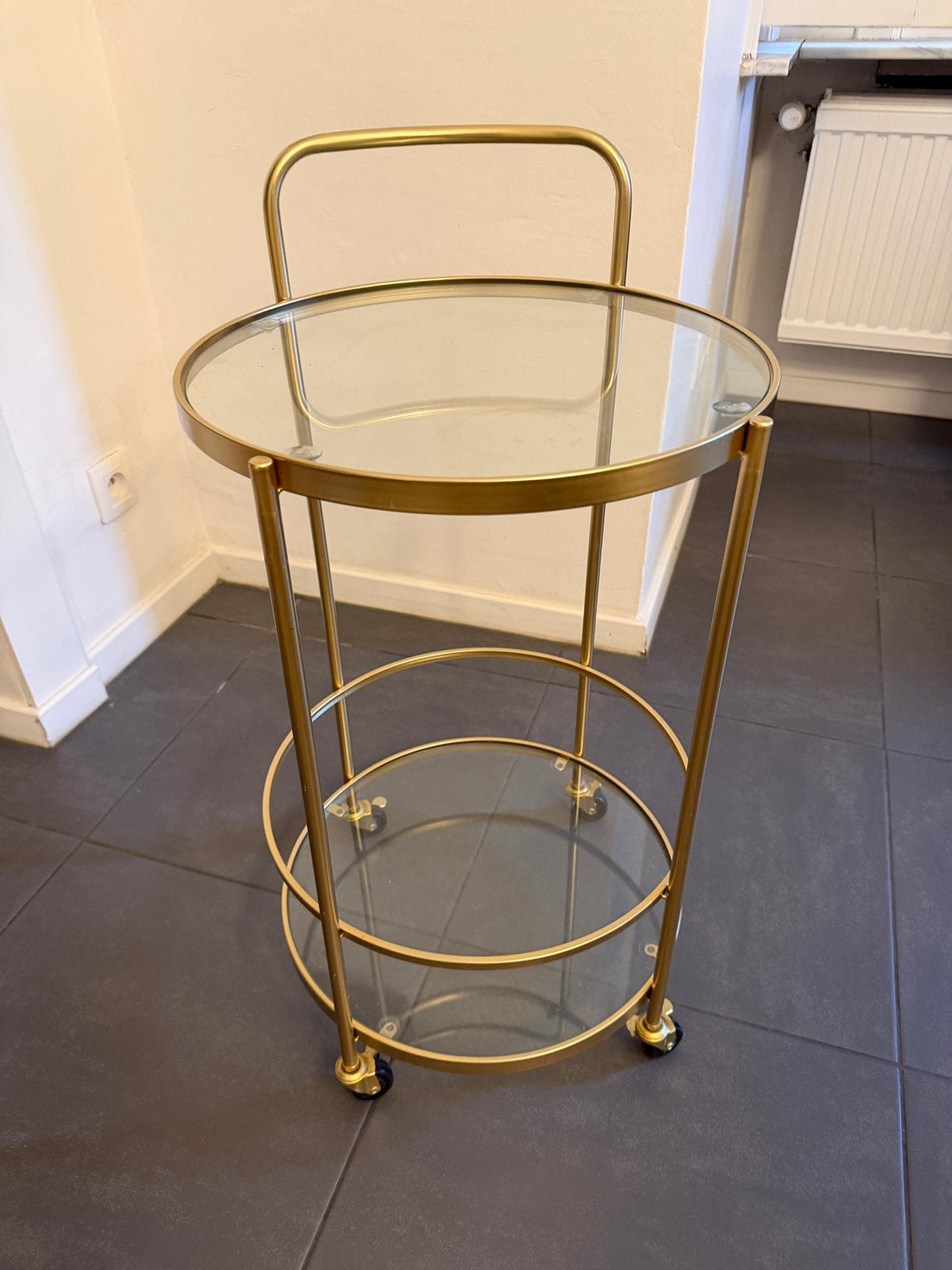 Goude etagere, Ophalen, Zo goed als nieuw