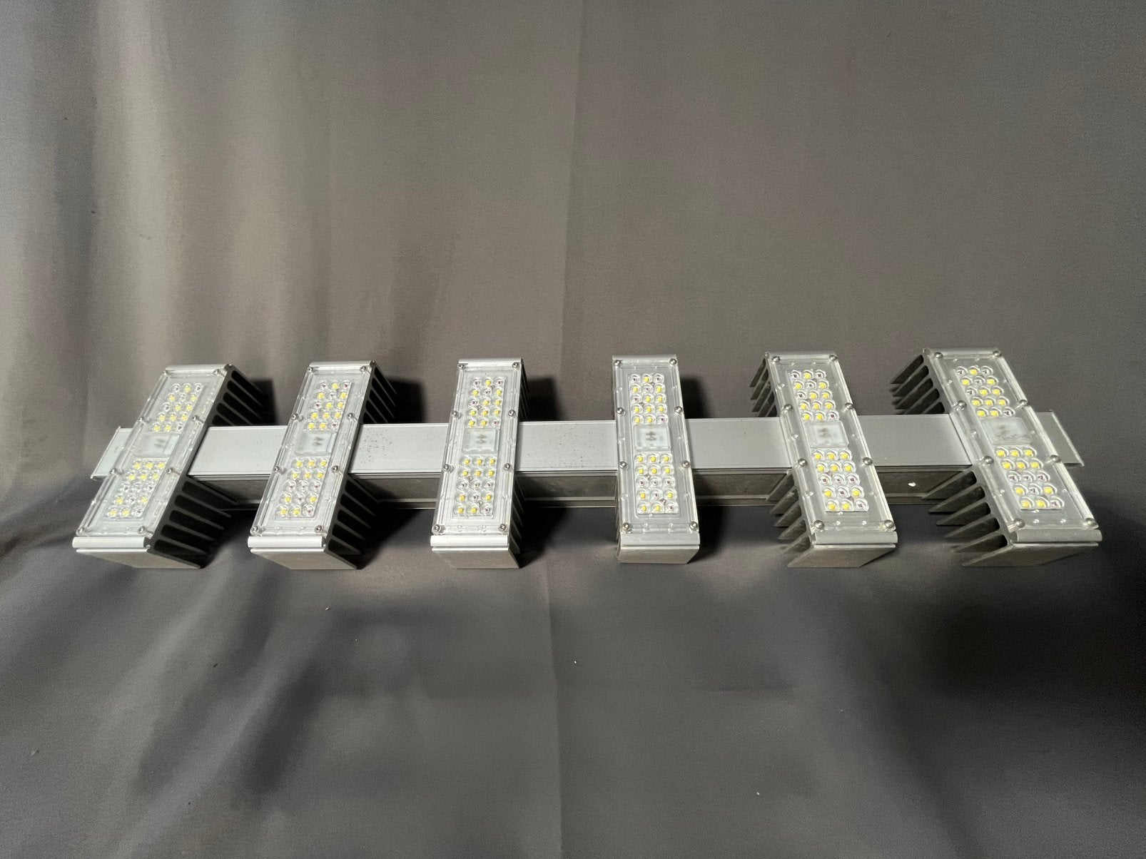 Lampes LED horticoles SANlight Q6W Gen2 Professionnelles, Enlèvement, Comme neuf