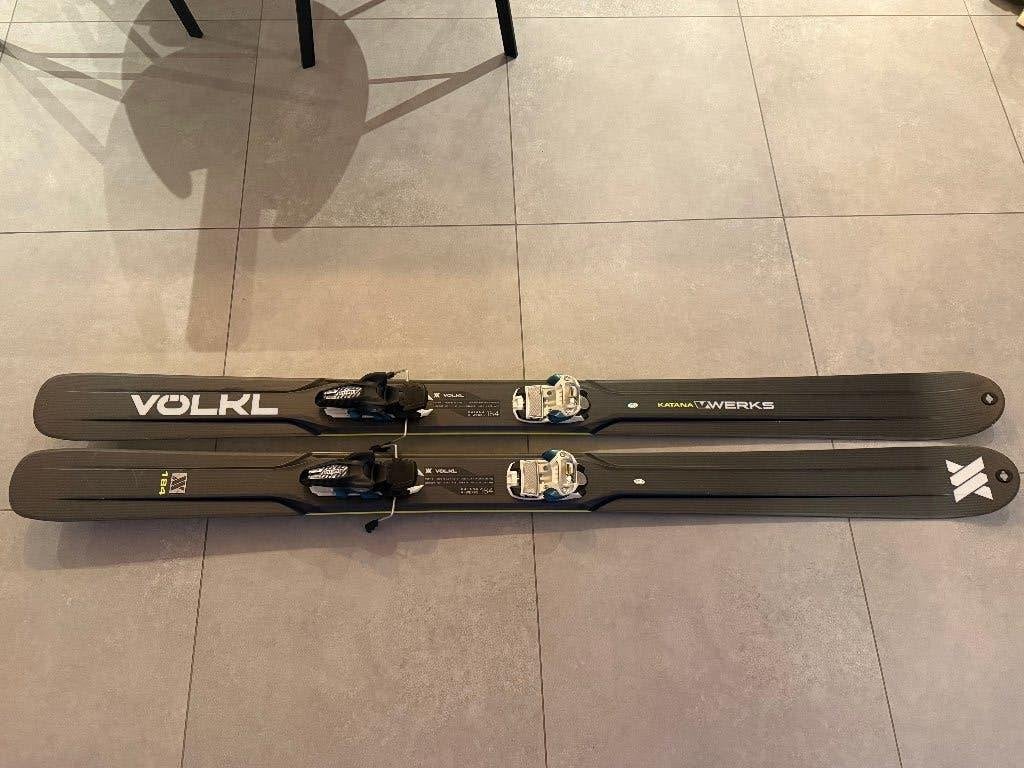 Völkl Katana V-Werks 184 + Marker Jester – zo goed als nieuw, 180 cm of meer, Zo goed als nieuw, Ophalen, Overige merken