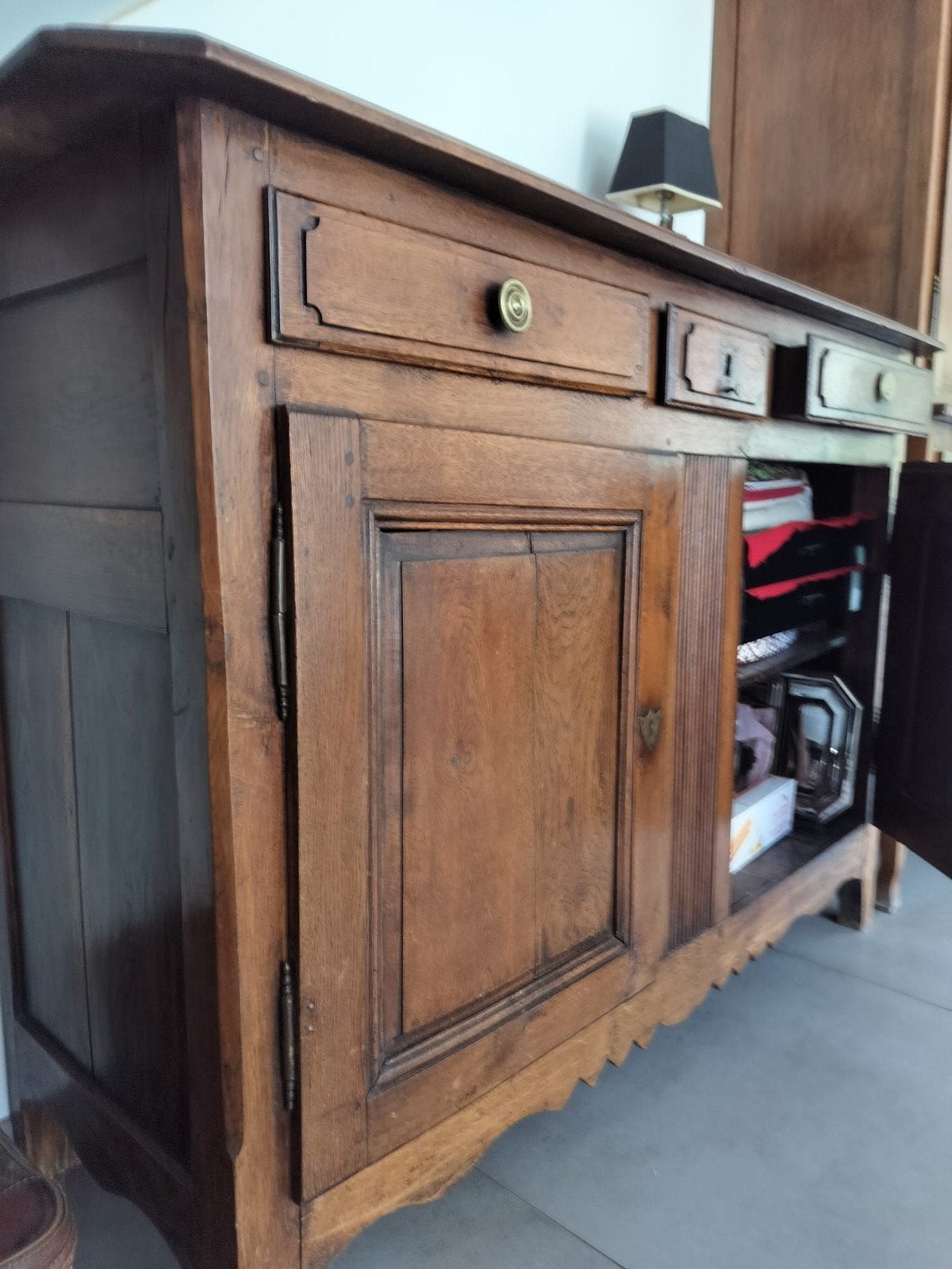 Armoire en bois