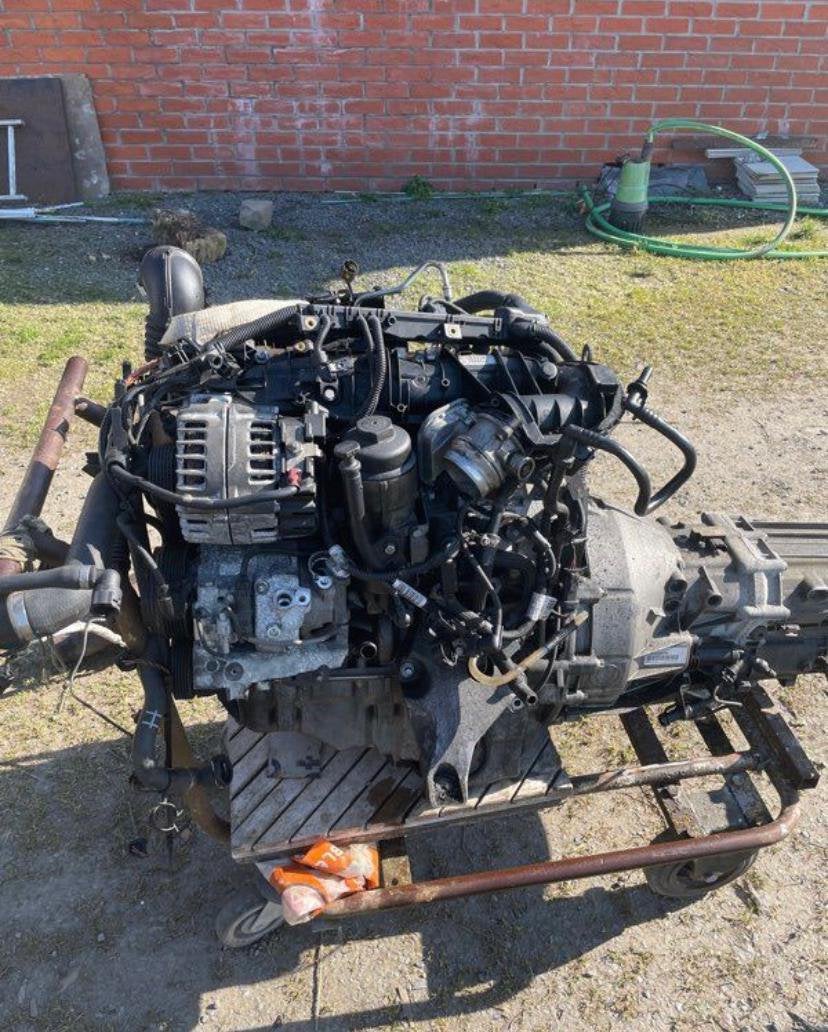 Toute pieces moteur bmw n47, Enlèvement ou Envoi, BMW