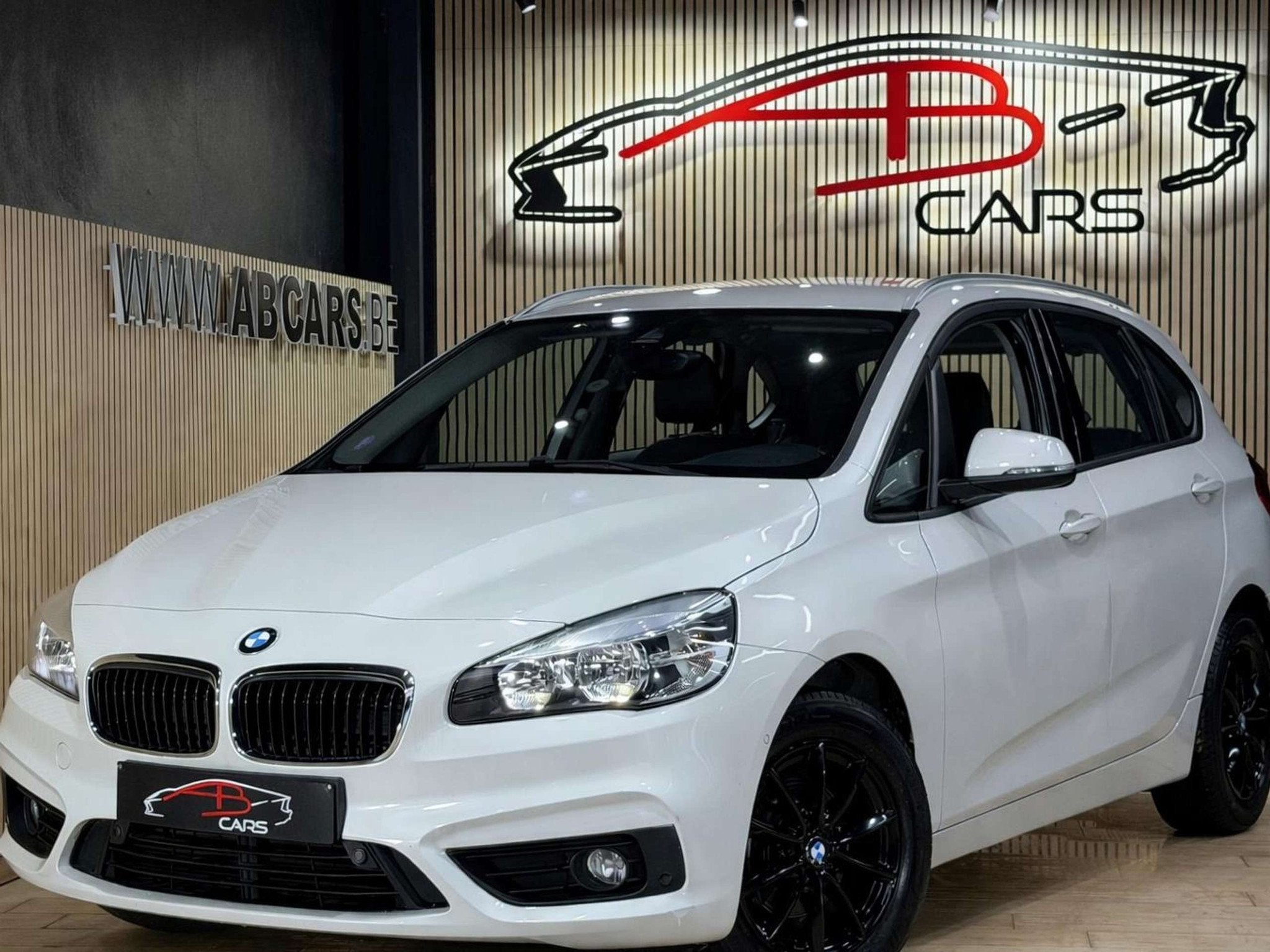 BMW 2 Serie 216 I * Active Tourer * GARANTIE 12 MOIS * 1er p, Autos, BMW, Cuir, 75 kW, Achat, Anti démarrage