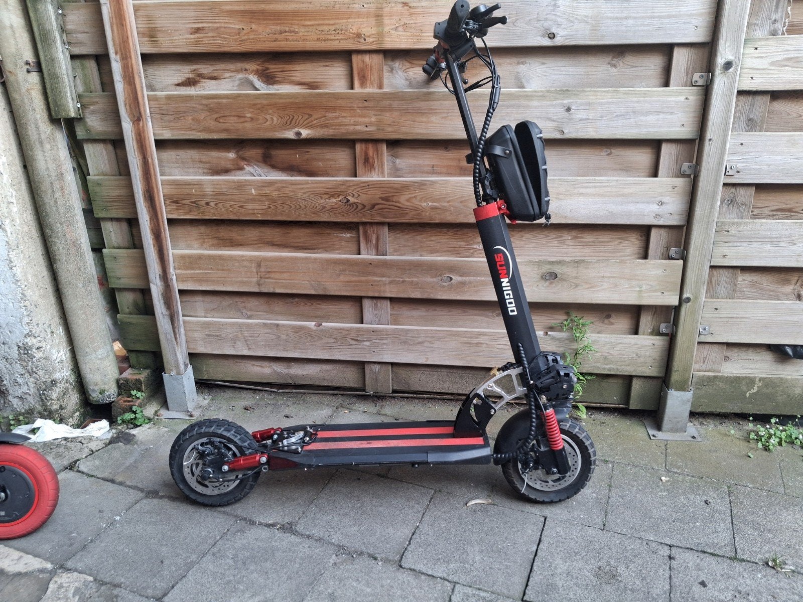 Trotinette electrique Sunnigoo, Vélos & Vélomoteurs, Trottinettes, Enlèvement, Comme neuf, Step électrique (E-scooter), Sunnigoo