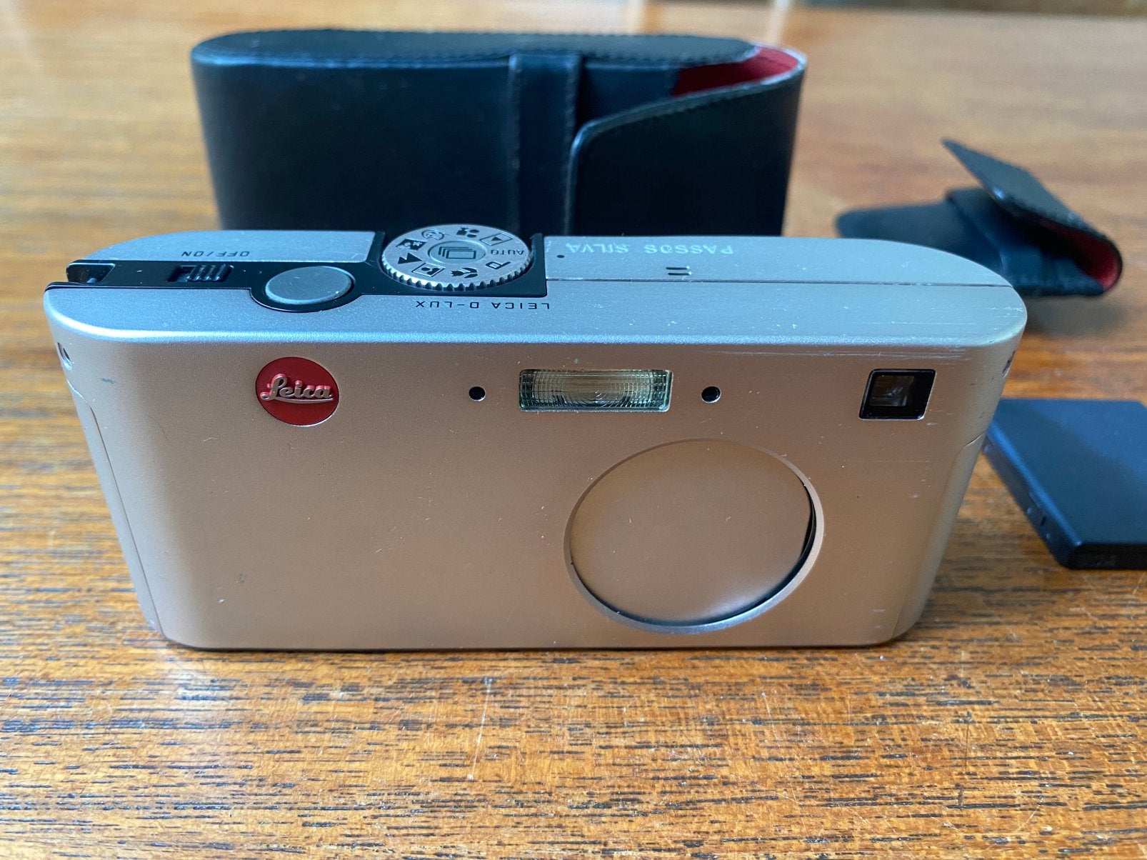 Leica D-Lux, Enlèvement ou Envoi, Comme neuf, Leica