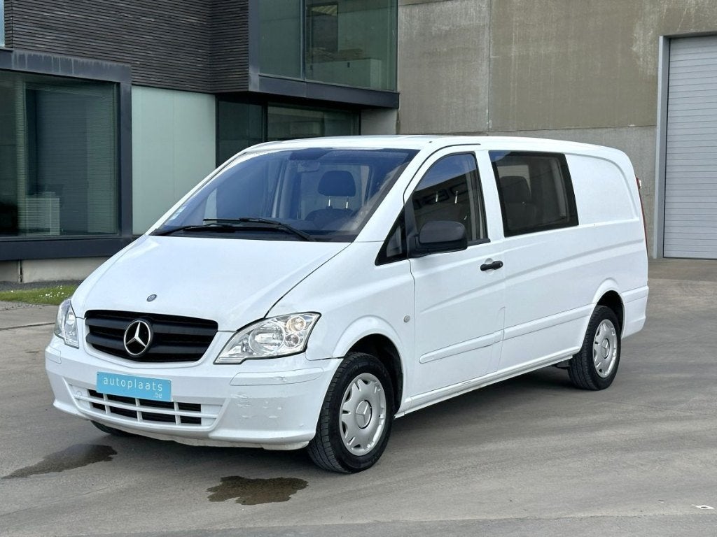 Mercedes Vito 2.2D 2014 Dubbel Cabine 5 zitplaatsen, Auto's, Bestelwagens en Lichte vracht, 100 kW, Zwart, 2000 kg, Wit
