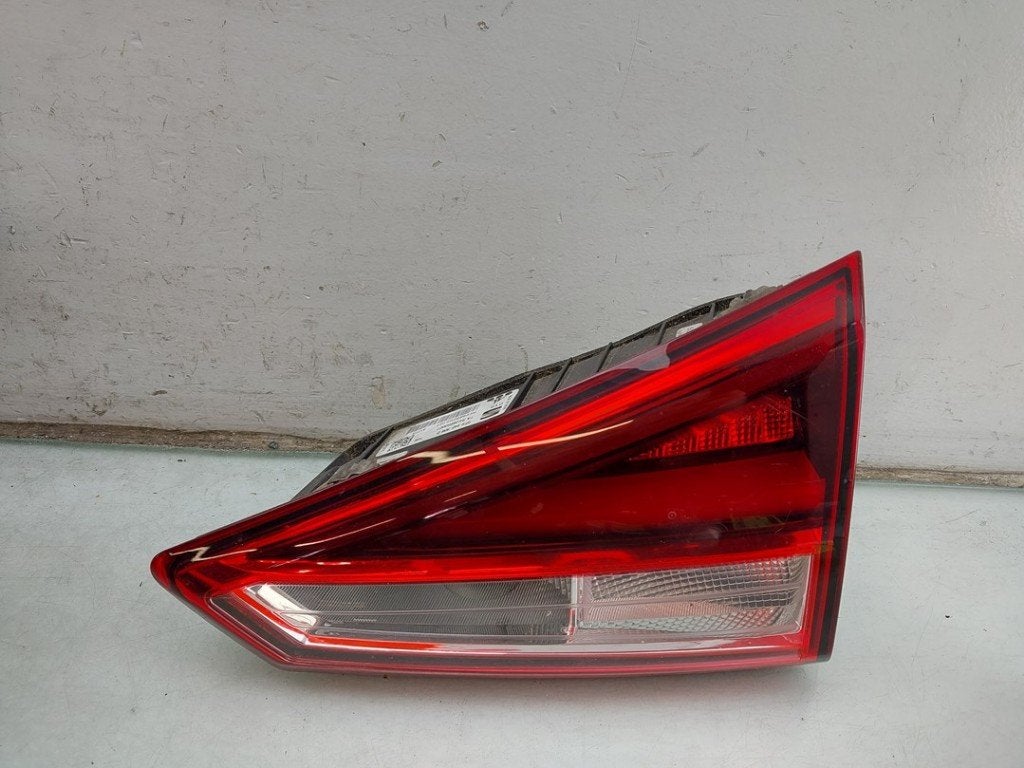 FEU ARRIÈRE DROIT Seat Arona (KJX) (|6F9945308D|), Seat Deutschland GmbH, Service@seat.de, Utilisé, Seat