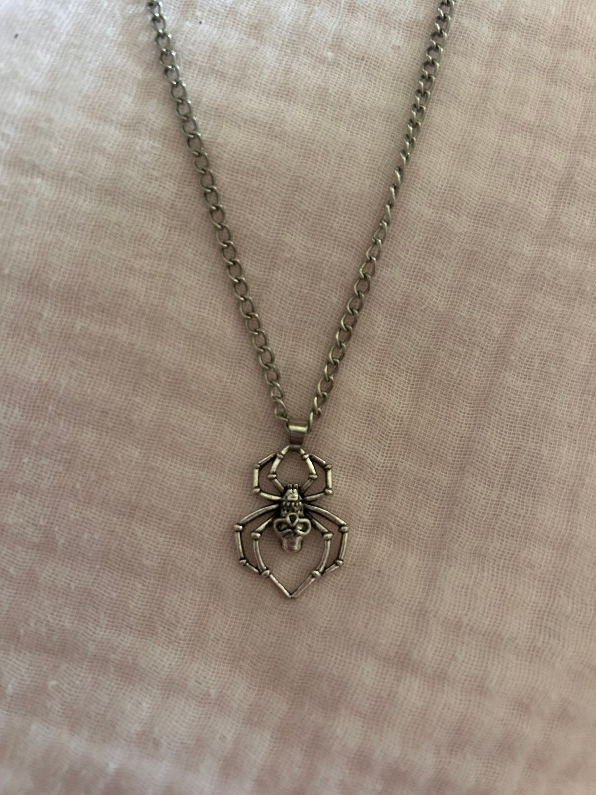 Spider necklace, Ophalen of Verzenden, Zo goed als nieuw, Zilver, Met hanger