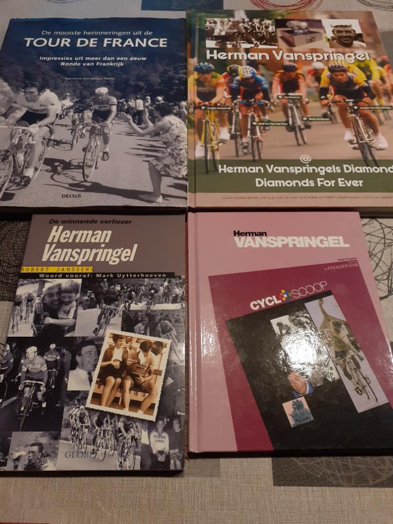 Boeken wielrennen, Boeken, Ophalen