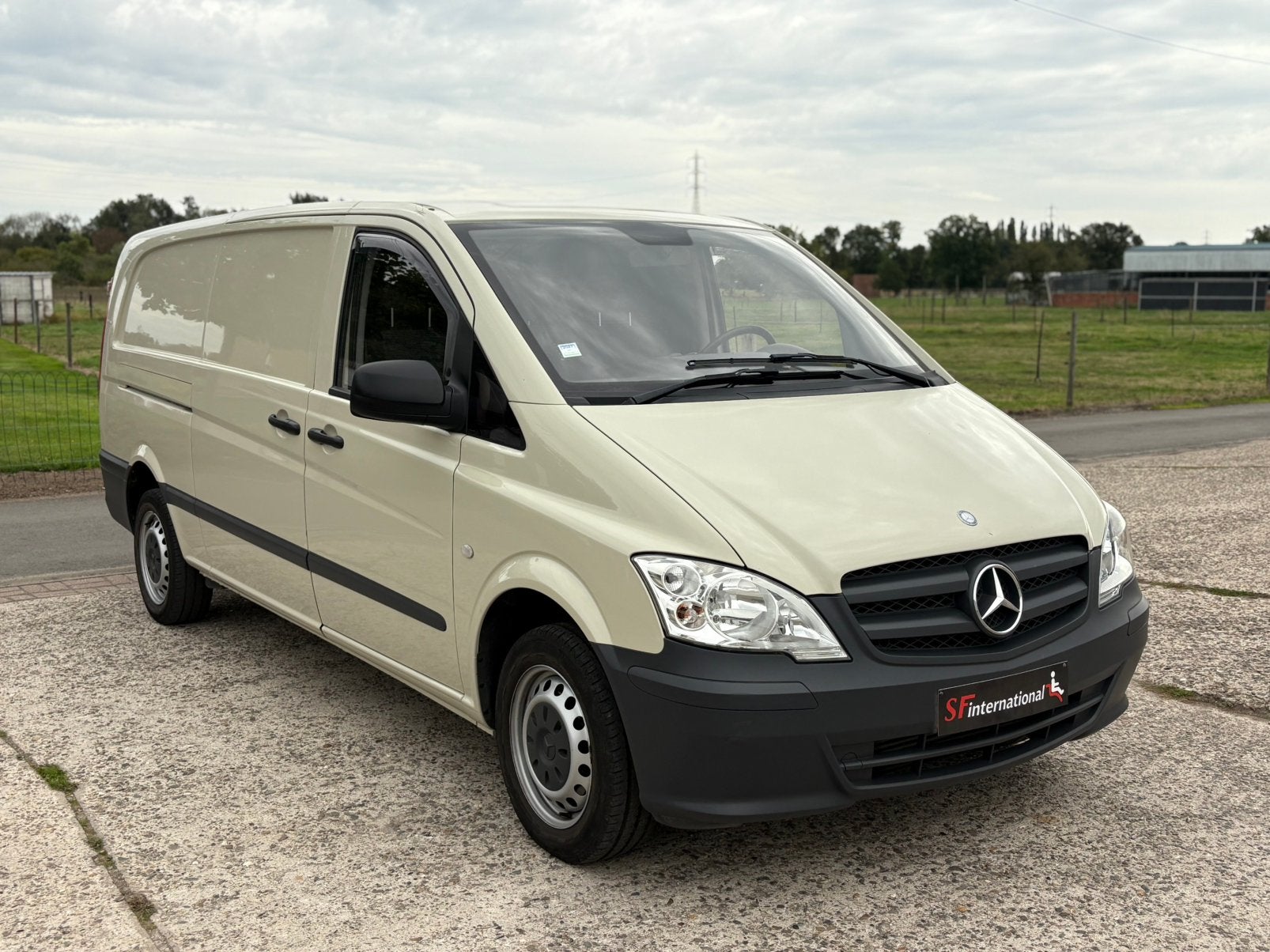 Mercedes Vito 110CDI L3 Lichte Vracht 3zit Trekhaak, Auto's, Bedrijf, Electronic Stability Program (ESP), Te koop, Vito