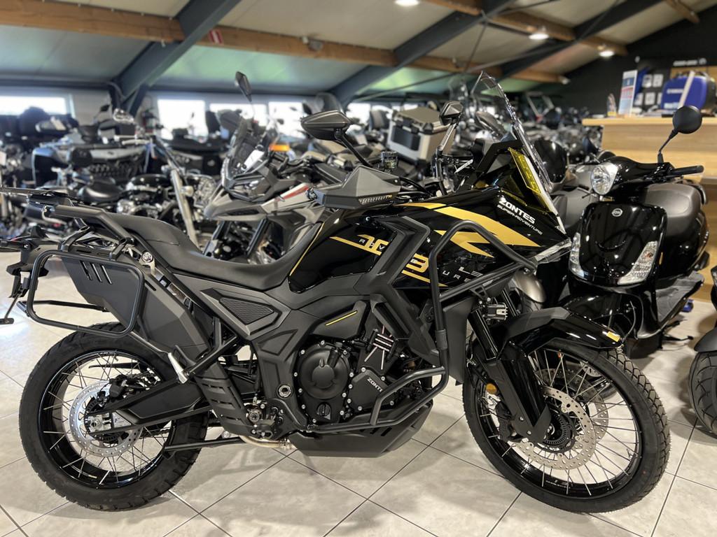 Zontes 703 F BLACK/GOLD 21, Motoren, Motoren | Overige merken, 700 cc, Bedrijf, Zontes, Meer dan 35 kW