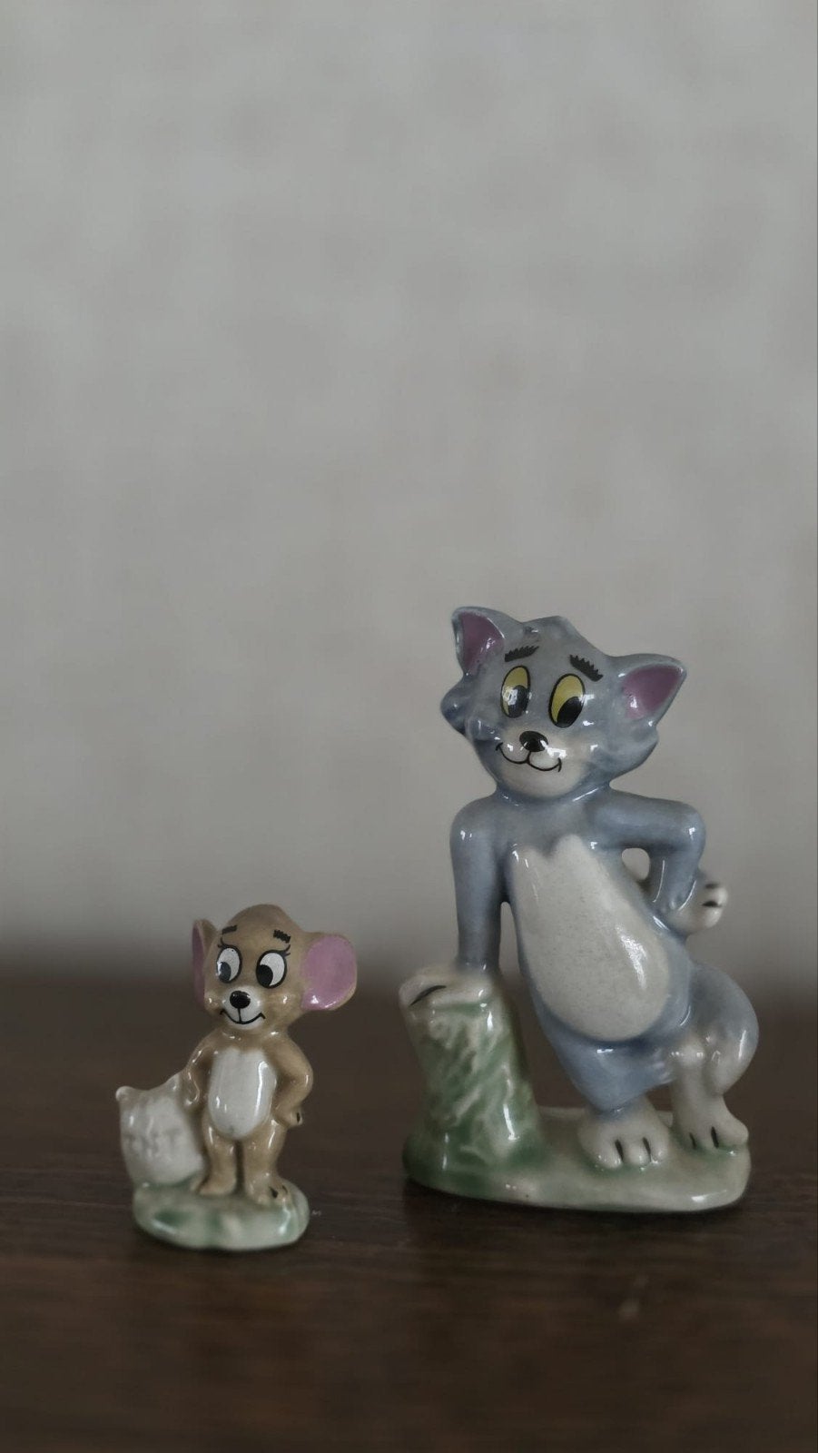 Twee porseleinen beeldjes - Tom & Jerry, Collections, Enlèvement ou Envoi, Comme neuf, Animal