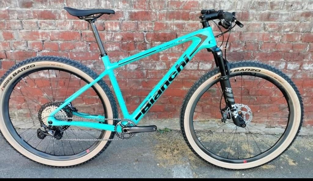 VTT BIANCHI FULL CARBONE --- XL, Vélos & Vélomoteurs, Vélos | VTT & Mountainbikes, Neuf, Hommes, Autres marques, 53 à 57 cm, VTT semi-rigide